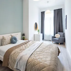  Appartamento Super Cozy Next To The Eye